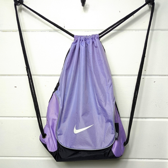 nike pull string bag